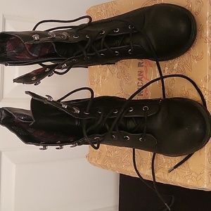 American Rag  Womens Sloanie Faux Leather Lace-Up Booties